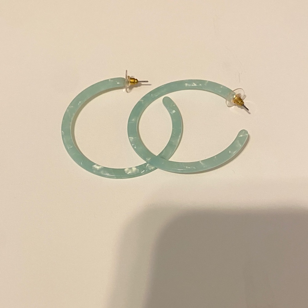 Elegant light jade colored Hoop Earrings